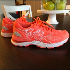 ASICS Gel-Nimbus 19 | Size 7